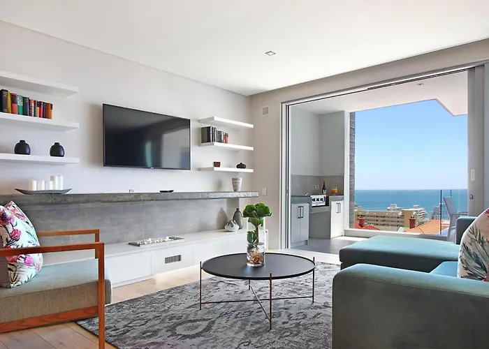 Bright 2Bed In Sea Point W Sea Views Helio Haven